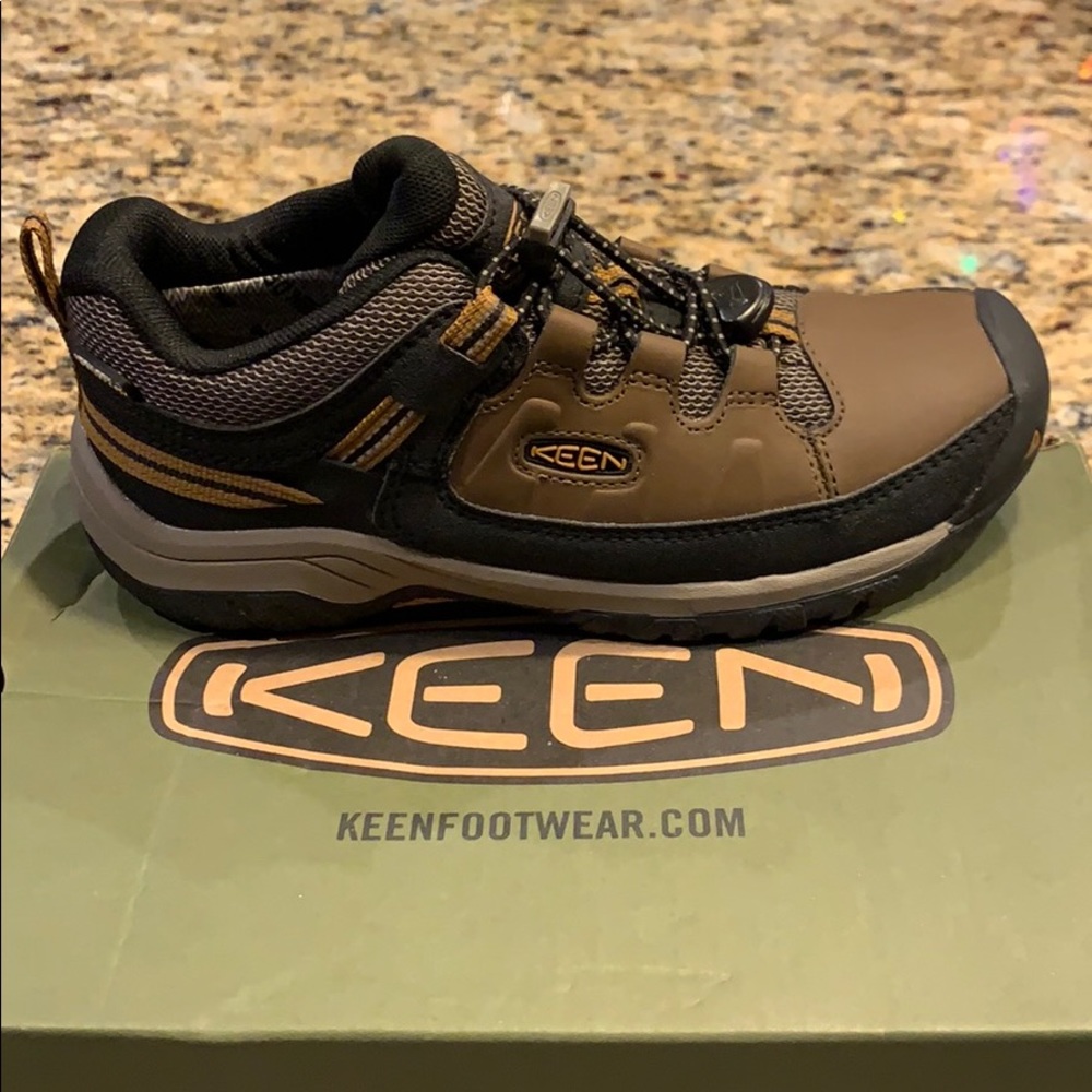Keen Targhee Low WP size 2Y
